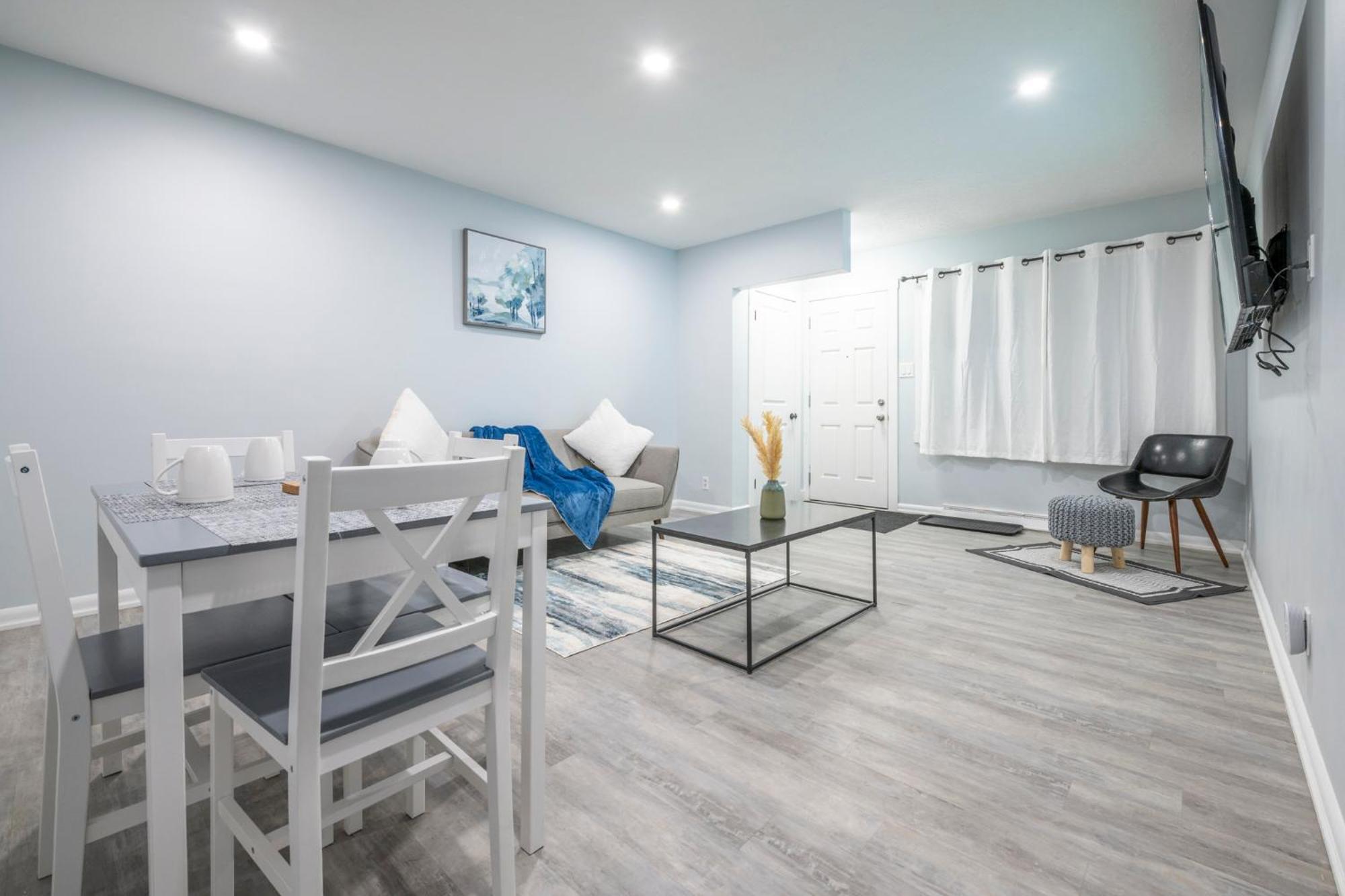Centre Street Upper 2Bedsuite 4408 YYC Exteriér fotografie
